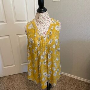 A pea in the pod maternity L sleeveless blouse yellow grey button down floral